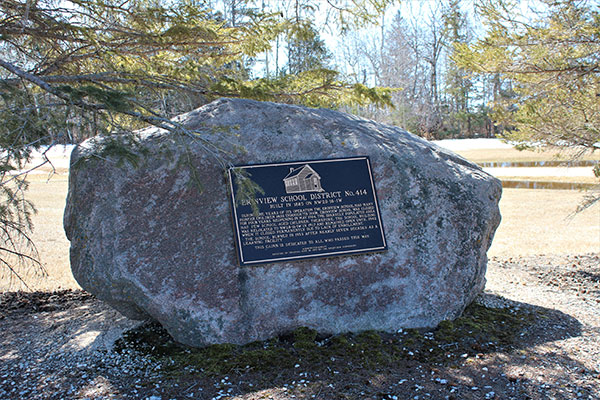 Erinview School commemorative monument