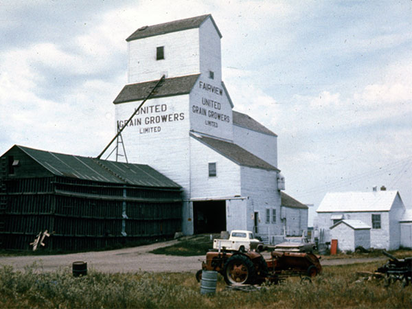United Grain Growers grain elevator at Fairview