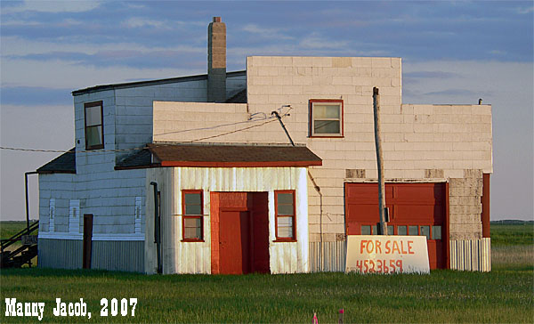 The former White Rose Service Station near Fannystelle