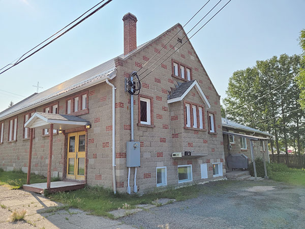 Rear view of Cornerstone Community Church