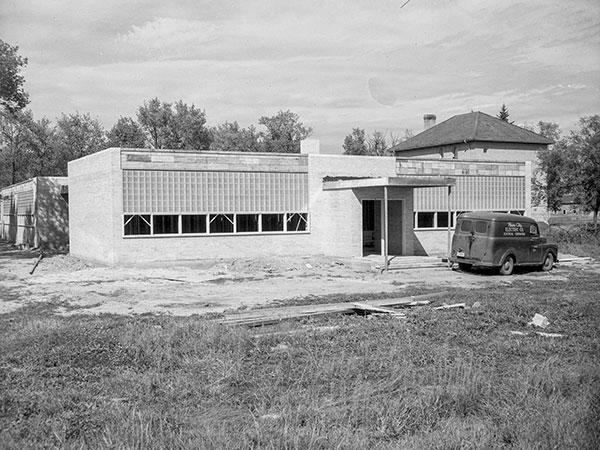 Fort la Reine School