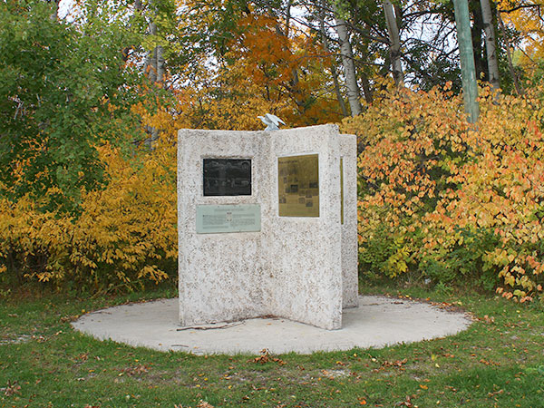 Gimli centennial monument