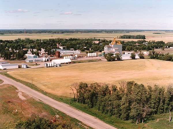 Aerial view of the Manitoba Pool grain elevator at Glenboro