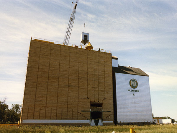 The Manitoba Pool grain elevator at Glenboro under construction