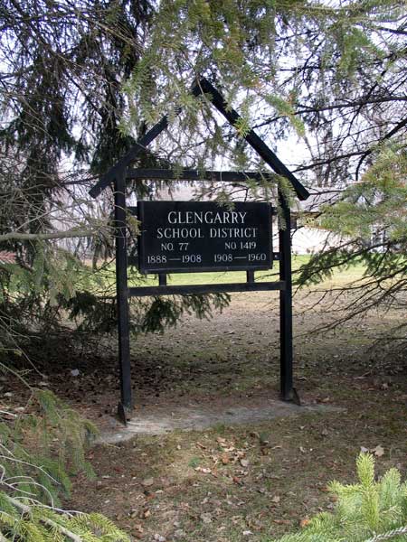 Glengarry School commemorative sign