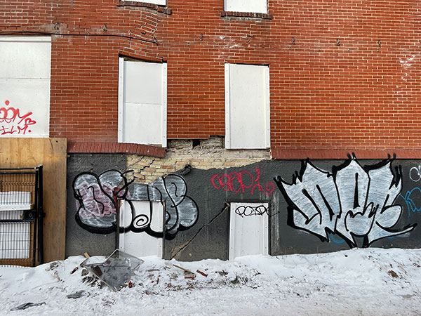 Structural damage at the Gloucester Apartments