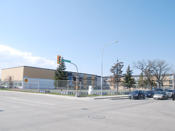 Gordon Bell High School