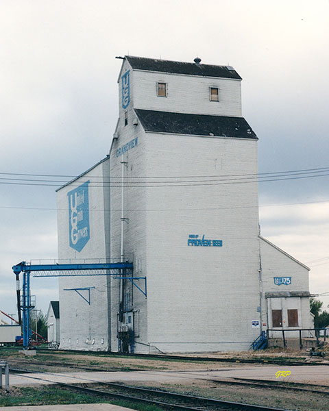 United Grain Growers grain elevator at Grandview