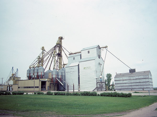 United Grain Growers Grain Elevator at Graysville