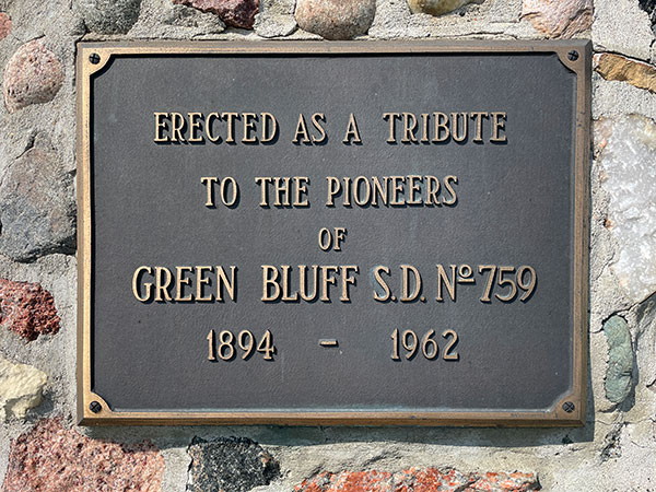 Plaque on Green Bluff School commemorative monument