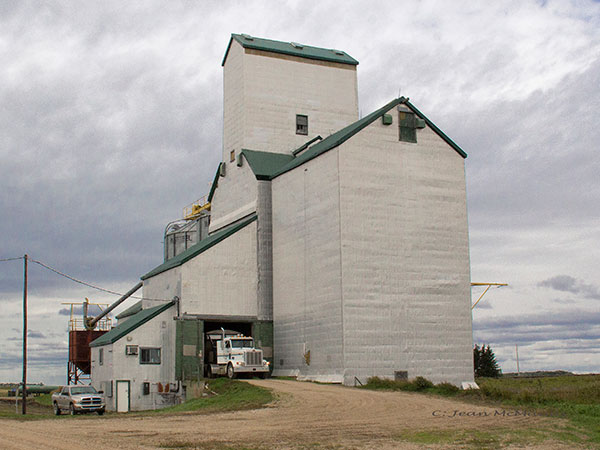 Former Manitoba Pool grain elevator at Gregg