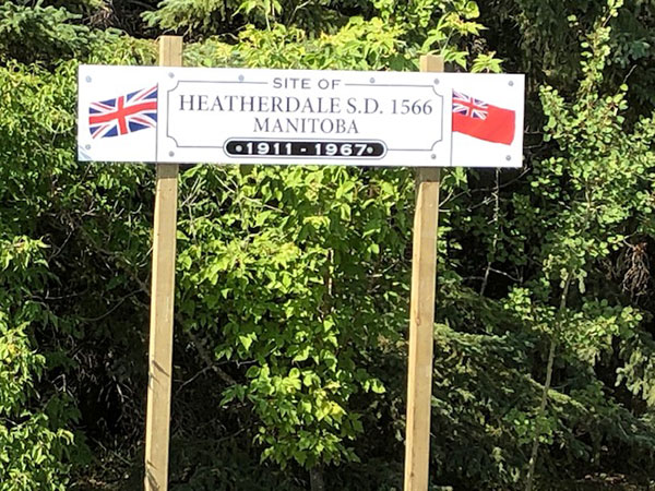 Heatherdale School commemorative sign