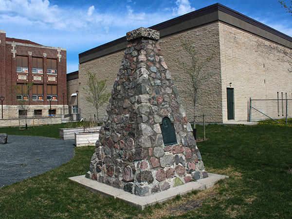 S. R. Henderson Cairn