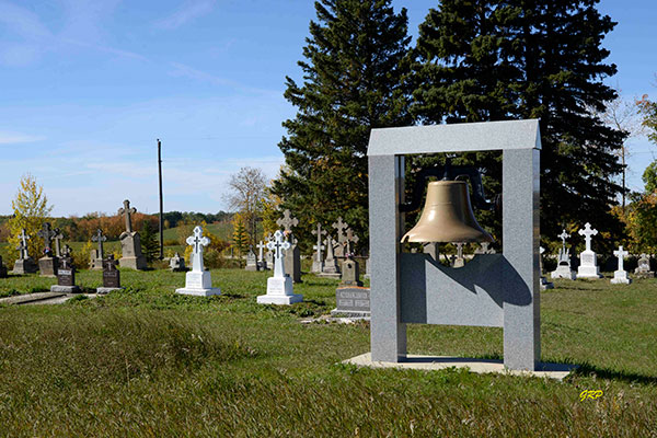 Holy Cross Ukrainian Catholic Cemetery and commemorative monument