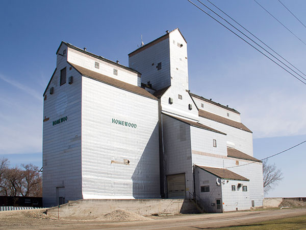 The former Manitoba Pool grain elevator at Homewood