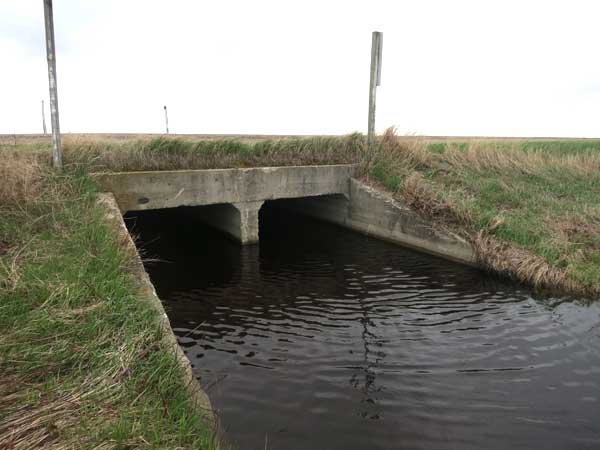 Concrete culvert bridge no. 290 on highway 21