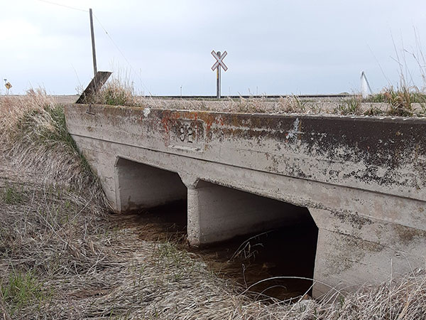 Concrete culvert bridge No. 1257 on the former Provincial Trunk Highway 3