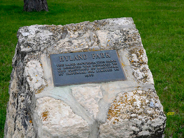 Hyland Park commemorative monument