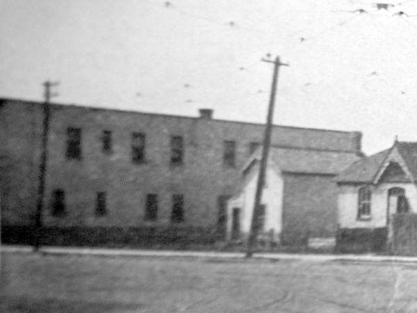 Letterhead stationary view of the north elevation of the Investor Block