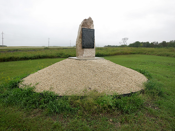 Ipswich Siding commemorative monument