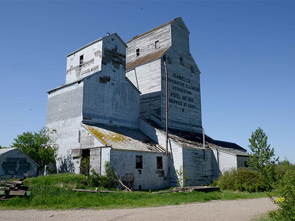 Former Manitoba Pool grain elevators at Isabella