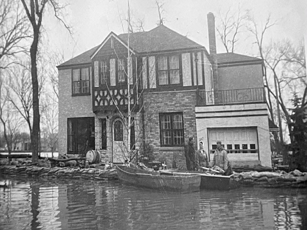 James House during the 1950 Flood