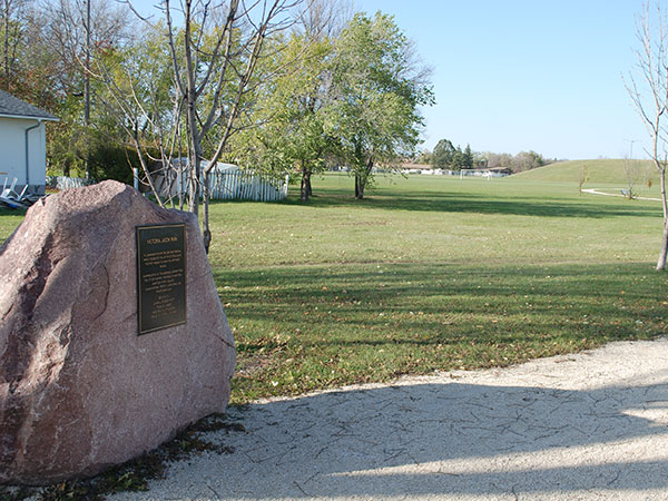 Commemorative monument in Victoria Jason Park