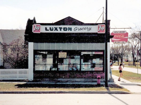 The former Kaufman Grocery