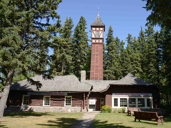 Keeseekoowenin Ojibway First Nation Interpretive Centre