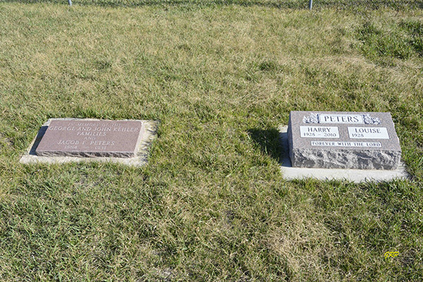 Kehler and Peters headstones