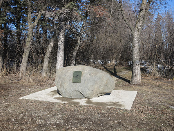 Keyes (Midway) School commemorative monument