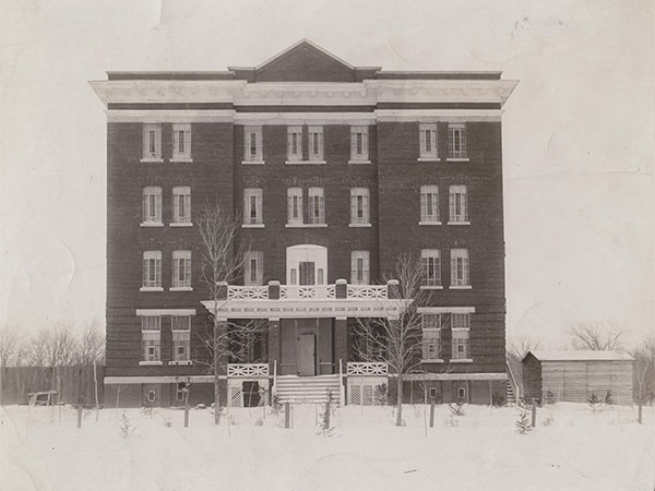 The Kildonan Industrial Home