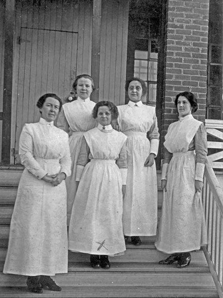 The Kildonan Industrial Home staff photo