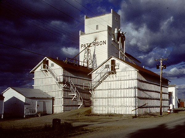 Paterson grain elevator at Killarney