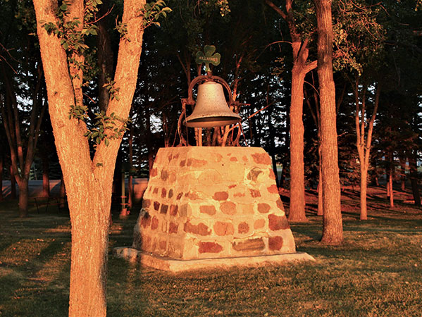 Killarney pioneers monument