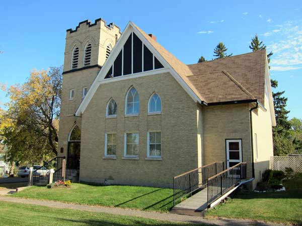 Knox United Church at Belmont