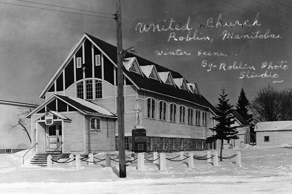 Knox United Church at Roblin