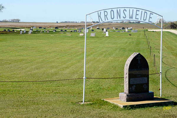 Kronsweide Cemetery