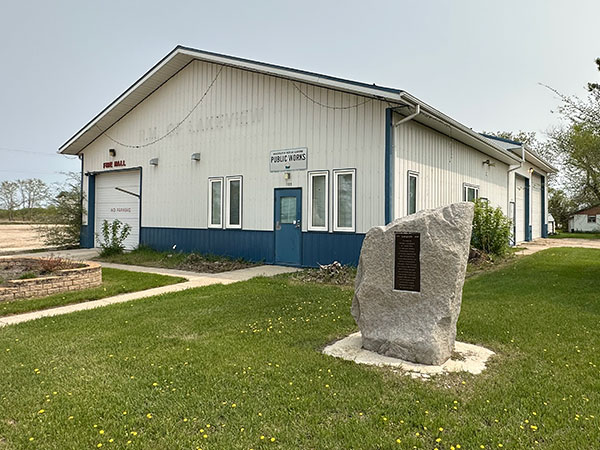 Langruth centennial monument