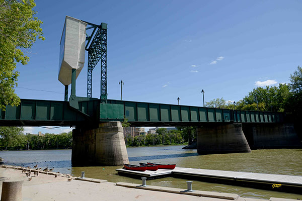 The former CNR Freight Lift Bridge
