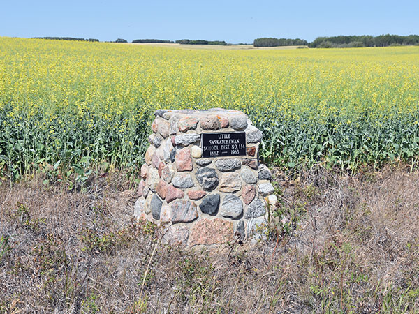 Little Saskatchewan School commemorative monument