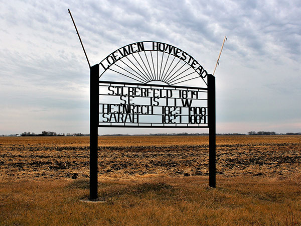Loewen Homestead commemorative sign