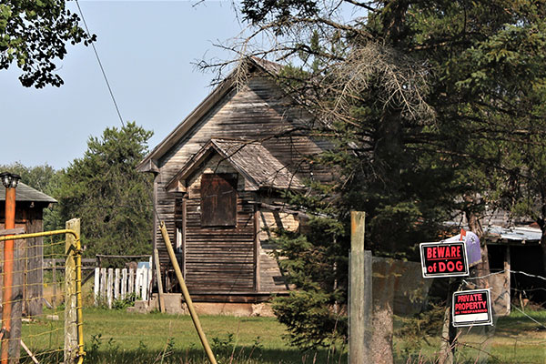 The former Lonesand School building