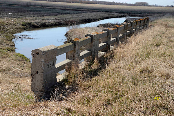 Concrete beam bridge no. 1061