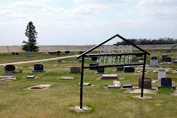 Lowe Farm Cemetery