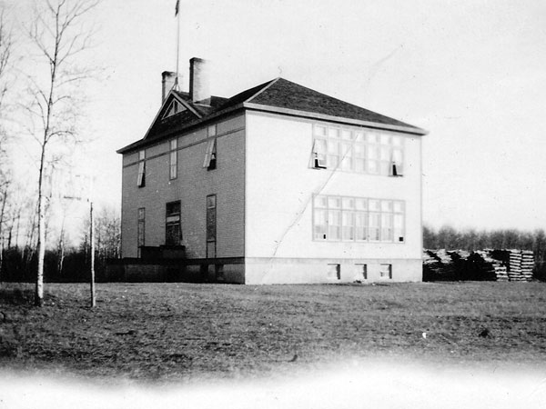 The original Lundar School