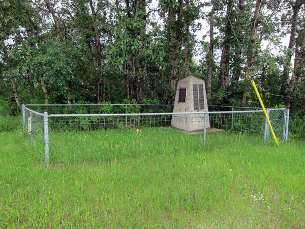 MacTavish Family commemorative monument