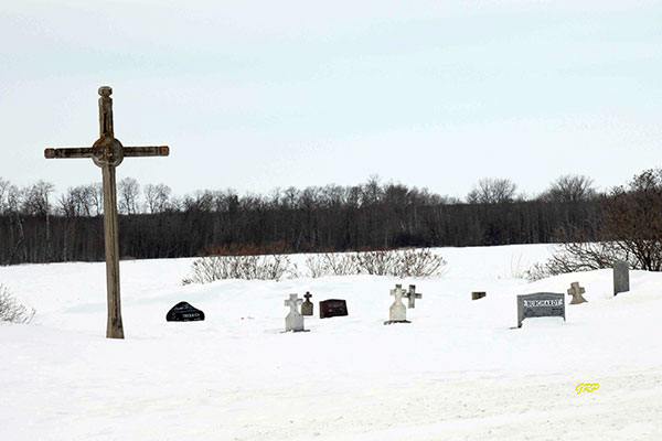 Makinak Roman Catholic Cemetery