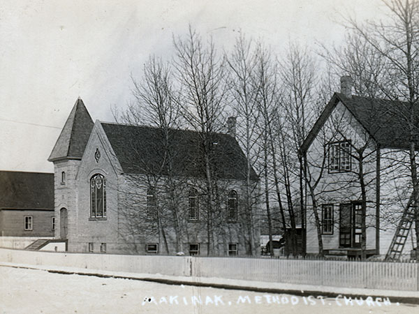 Postcard view of Makinak Methodist Church