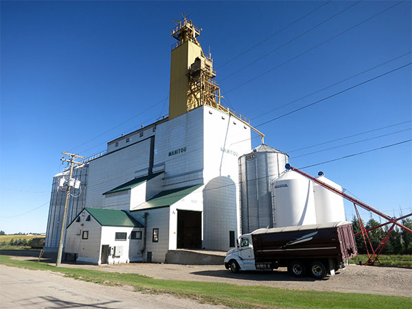 Former Manitoba Pool grain elevator at Manitou